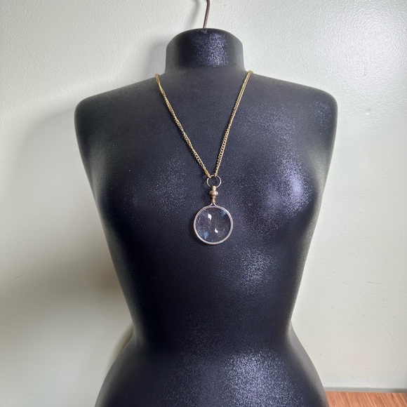 Gold Pendant Magnifying Necklace/ Monocle with case - Picture 4 of 4